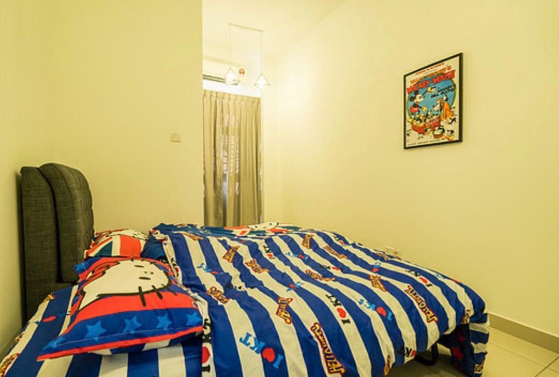 Rumah liburan 4-bedrm Ensuite Family Friendly House Near Aeon Bukit Indah Johor Bahru
